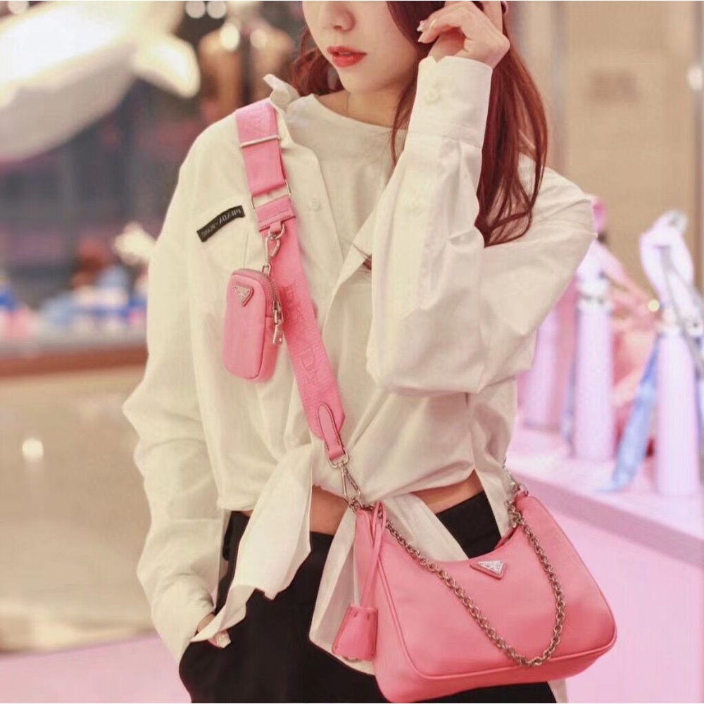 Like NEW!! Prada Re-Edition 2005 Re-Nylon Shoulder/Crossbody Bag in Begonia Pink